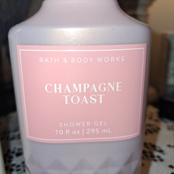 Bath & Body Works Sun-Washed Citrus Lotion and Champagne Toast Gel - Picture 2 of 4